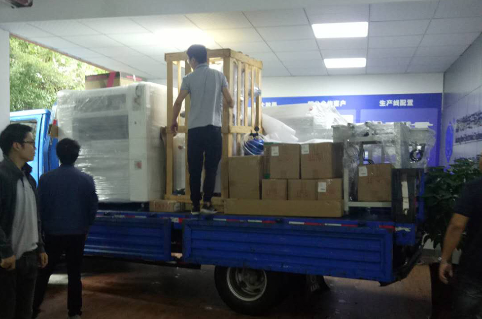 上?？蛻鬝MT設(shè)備專車送貨，貨到上門安裝調(diào)試